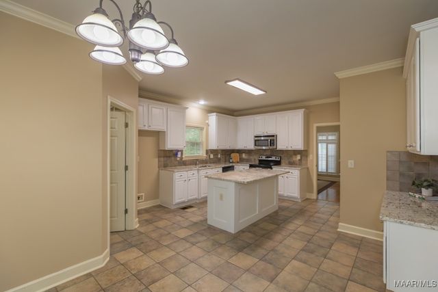 240 Winding Wood Drive, Wetumpka, AL 36093