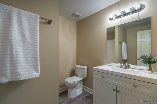 240 Winding Wood Drive, Wetumpka, AL 36093