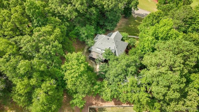 240 Winding Wood Drive, Wetumpka, AL 36093