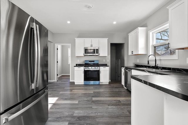 1013 S 22ND STREET, Manitowoc, WI 54220