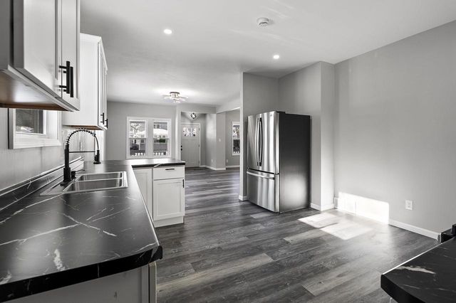 1013 S 22ND STREET, Manitowoc, WI 54220