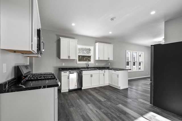 1013 S 22ND STREET, Manitowoc, WI 54220