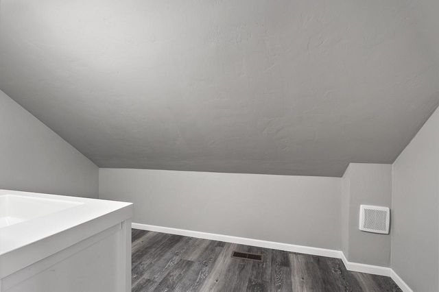 1013 S 22ND STREET, Manitowoc, WI 54220