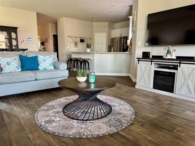 235 Bunting LN, Bertram, TX 78605