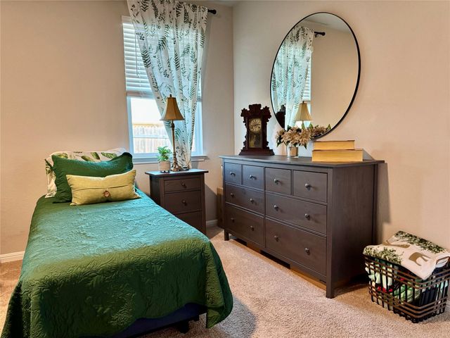 235 Bunting LN, Bertram, TX 78605