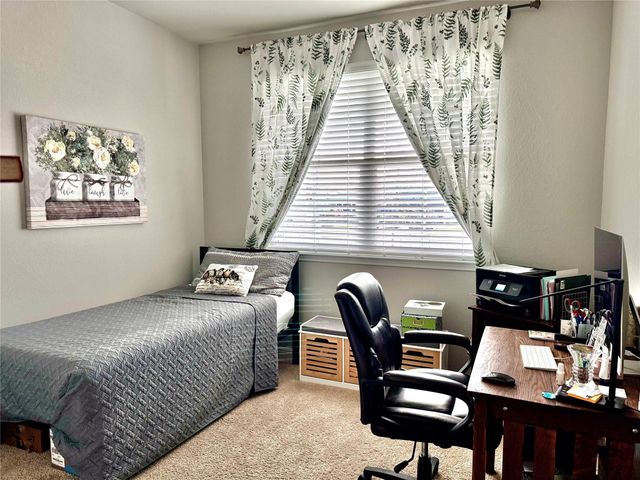 235 Bunting LN, Bertram, TX 78605