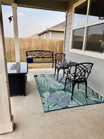 235 Bunting LN, Bertram, TX 78605