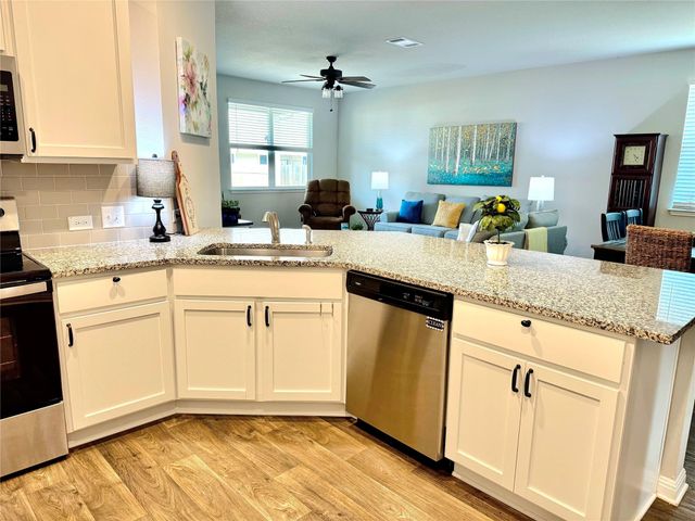 235 Bunting LN, Bertram, TX 78605