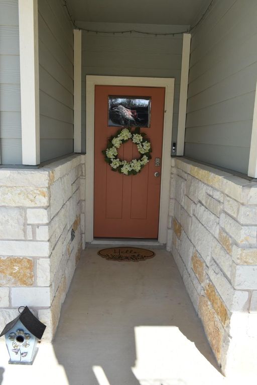 235 Bunting LN, Bertram, TX 78605