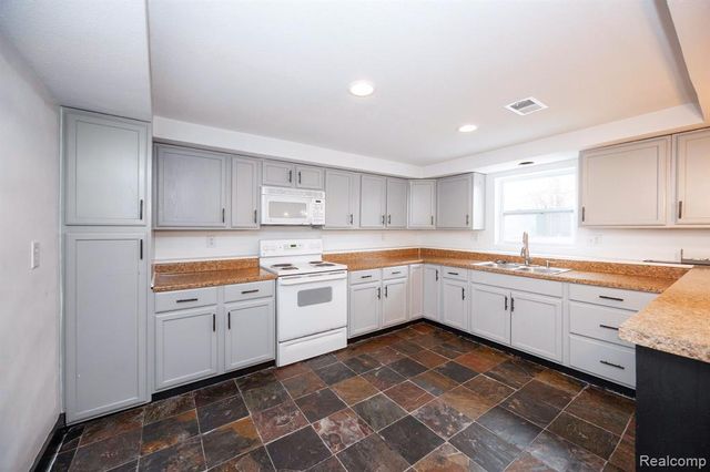 4640 6th Street, Ecorse, MI 48229