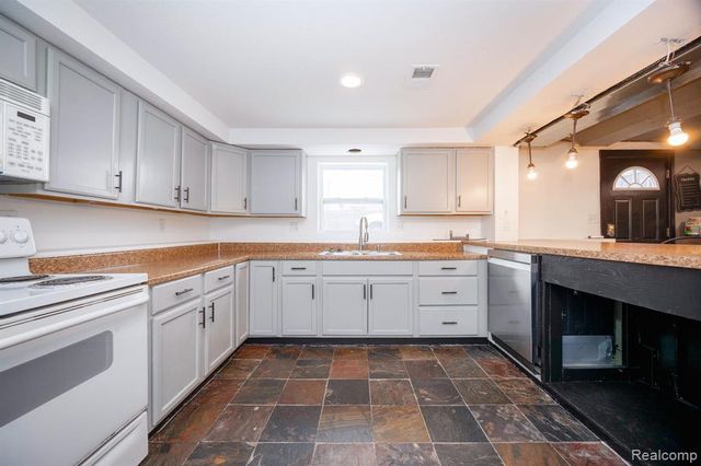 4640 6th Street, Ecorse, MI 48229