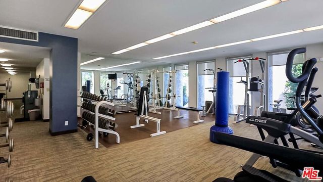 800 W 1st Street 2110, Los Angeles, CA 90012