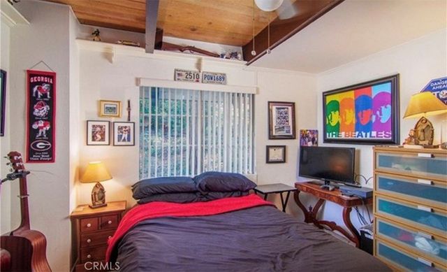 359 Kuffel Canyon, Lake Arrowhead, CA 92352