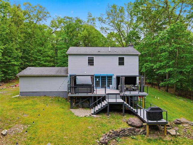 310 Estate Drive, East Stroudsburg, PA 18302