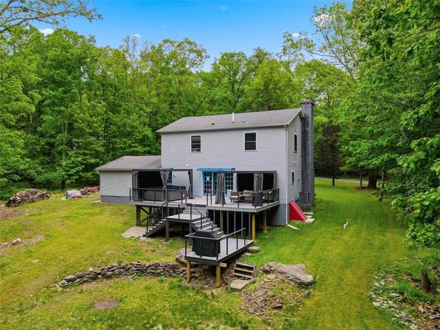 310 Estate Drive, East Stroudsburg, PA 18302