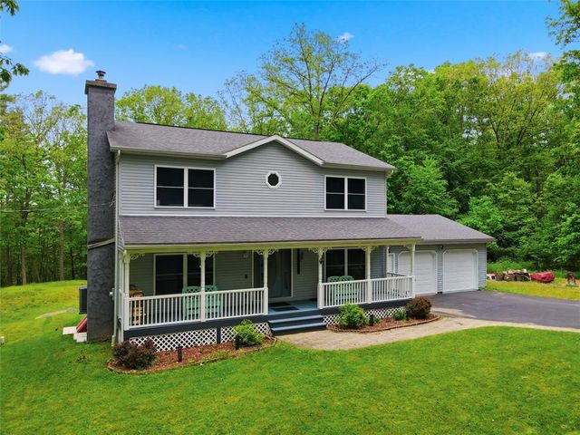 310 Estate Drive, East Stroudsburg, PA 18302