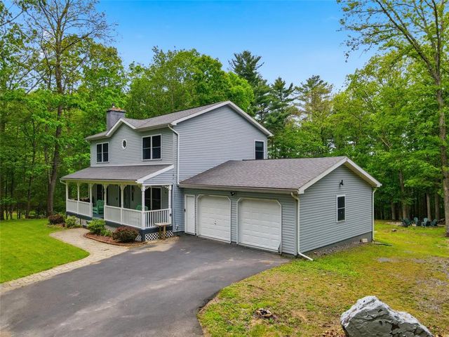 310 Estate Drive, East Stroudsburg, PA 18302