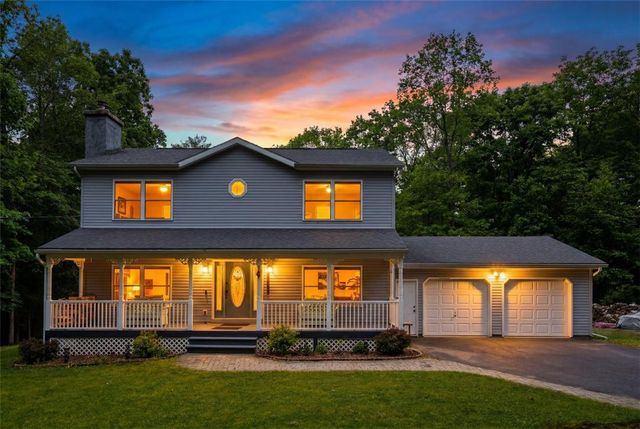 310 Estate Drive, East Stroudsburg, PA 18302