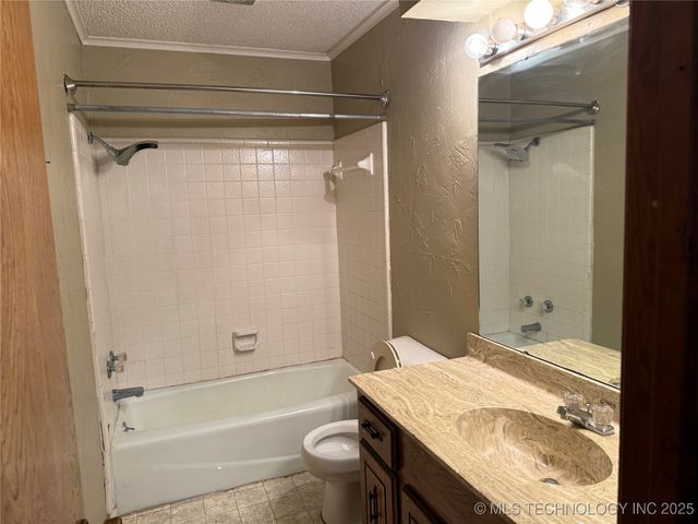 1319 Brookhaven, Ardmore, OK 73401