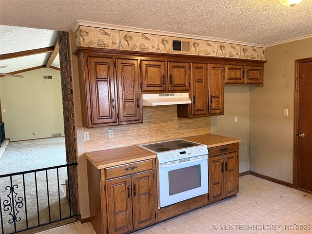 1319 Brookhaven, Ardmore, OK 73401