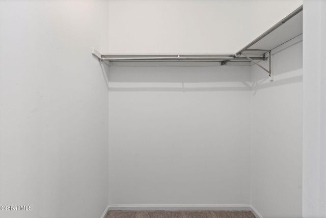 27 Woodside Drive, Albany, NY 12208