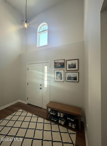 27 Woodside Drive, Albany, NY 12208