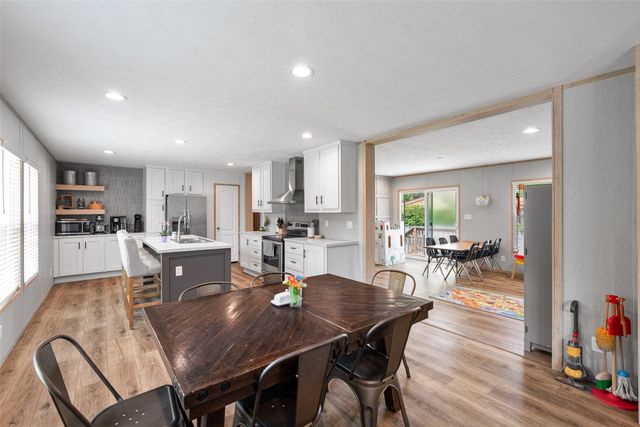 4009 Diann Drive, Granbury, TX 76049
