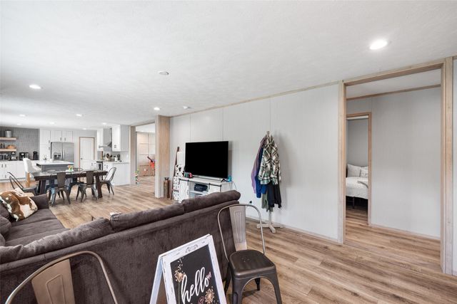 4009 Diann Drive, Granbury, TX 76049