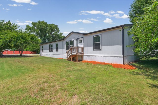 4009 Diann Drive, Granbury, TX 76049