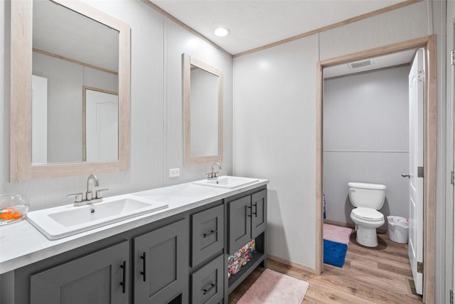 4009 Diann Drive, Granbury, TX 76049