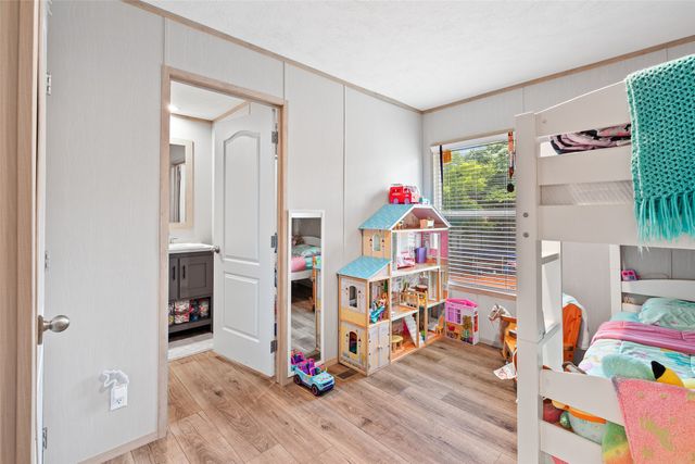 4009 Diann Drive, Granbury, TX 76049