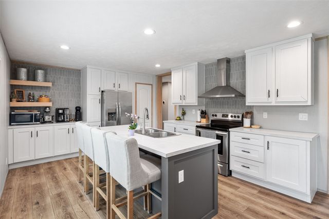 4009 Diann Drive, Granbury, TX 76049