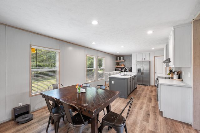 4009 Diann Drive, Granbury, TX 76049