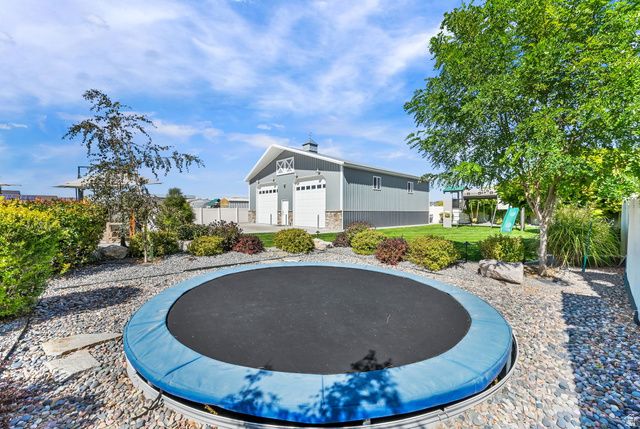 4746 W 4725 S, West Haven, UT 84401
