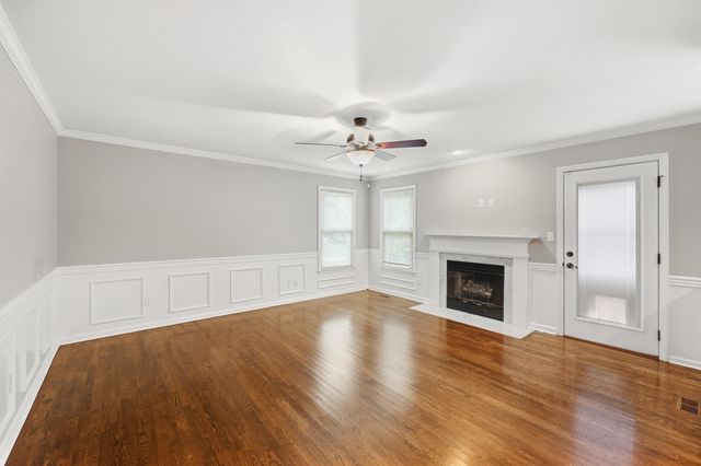 1076 Autumn Ridge Drive, Lexington, KY 40509