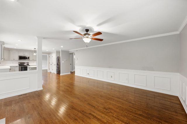 1076 Autumn Ridge Drive, Lexington, KY 40509