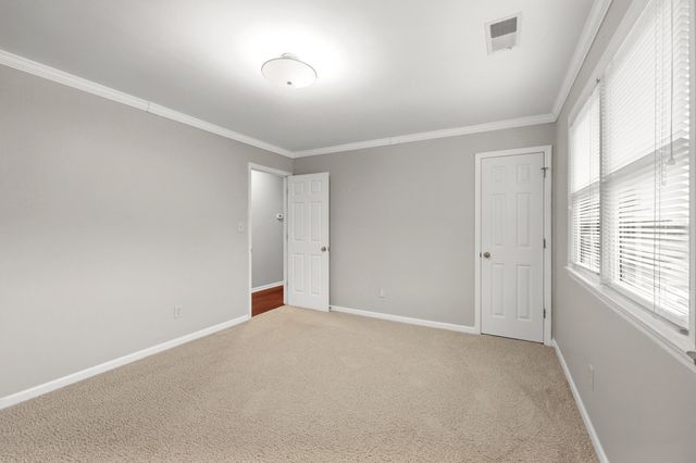 1076 Autumn Ridge Drive, Lexington, KY 40509
