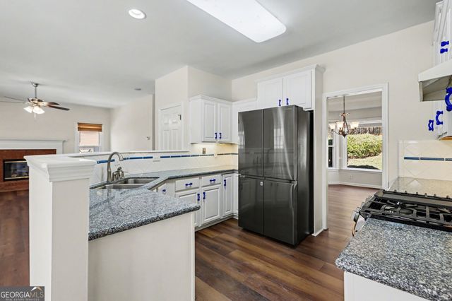 316 Hollow Springs Drive, Hiram, GA 30141