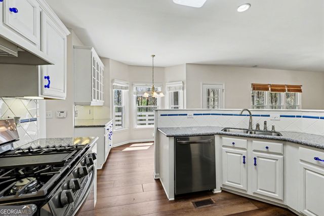 316 Hollow Springs Drive, Hiram, GA 30141