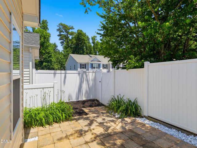 2505 Asher View Court, Raleigh, NC 27606