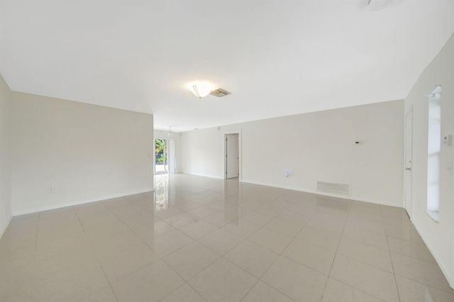 2545 NW 105th Lane, Sunrise, FL 33322