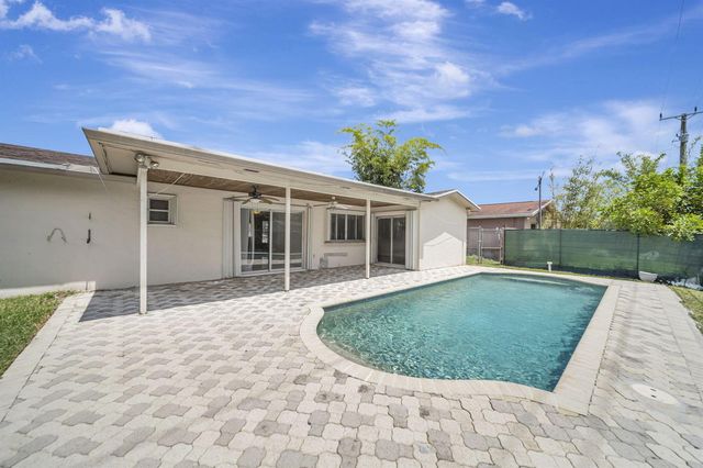 2545 NW 105th Lane, Sunrise, FL 33322
