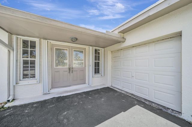 2545 NW 105th Lane, Sunrise, FL 33322