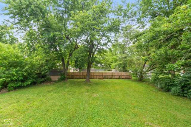 9008 Panorama Court, Indianapolis, IN 46234