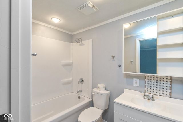 9008 Panorama Court, Indianapolis, IN 46234