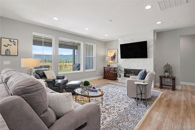 9204 Star Fall Circle, Littleton, CO 80125