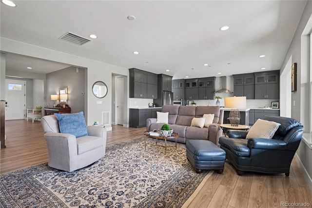 9204 Star Fall Circle, Littleton, CO 80125
