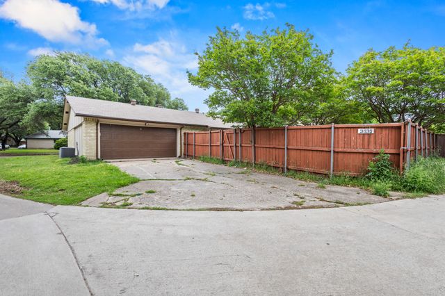 3939 Branch Hollow Drive, Plano, TX 75023