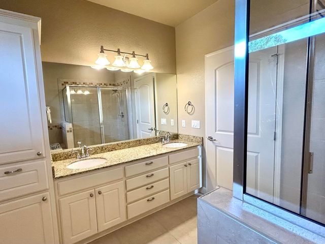 1 Victoria Lane, Hot Springs Village, AR 71909
