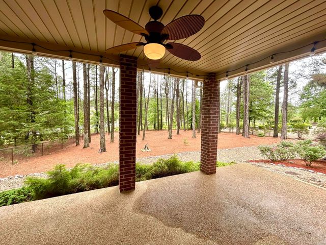 1 Victoria Lane, Hot Springs Village, AR 71909
